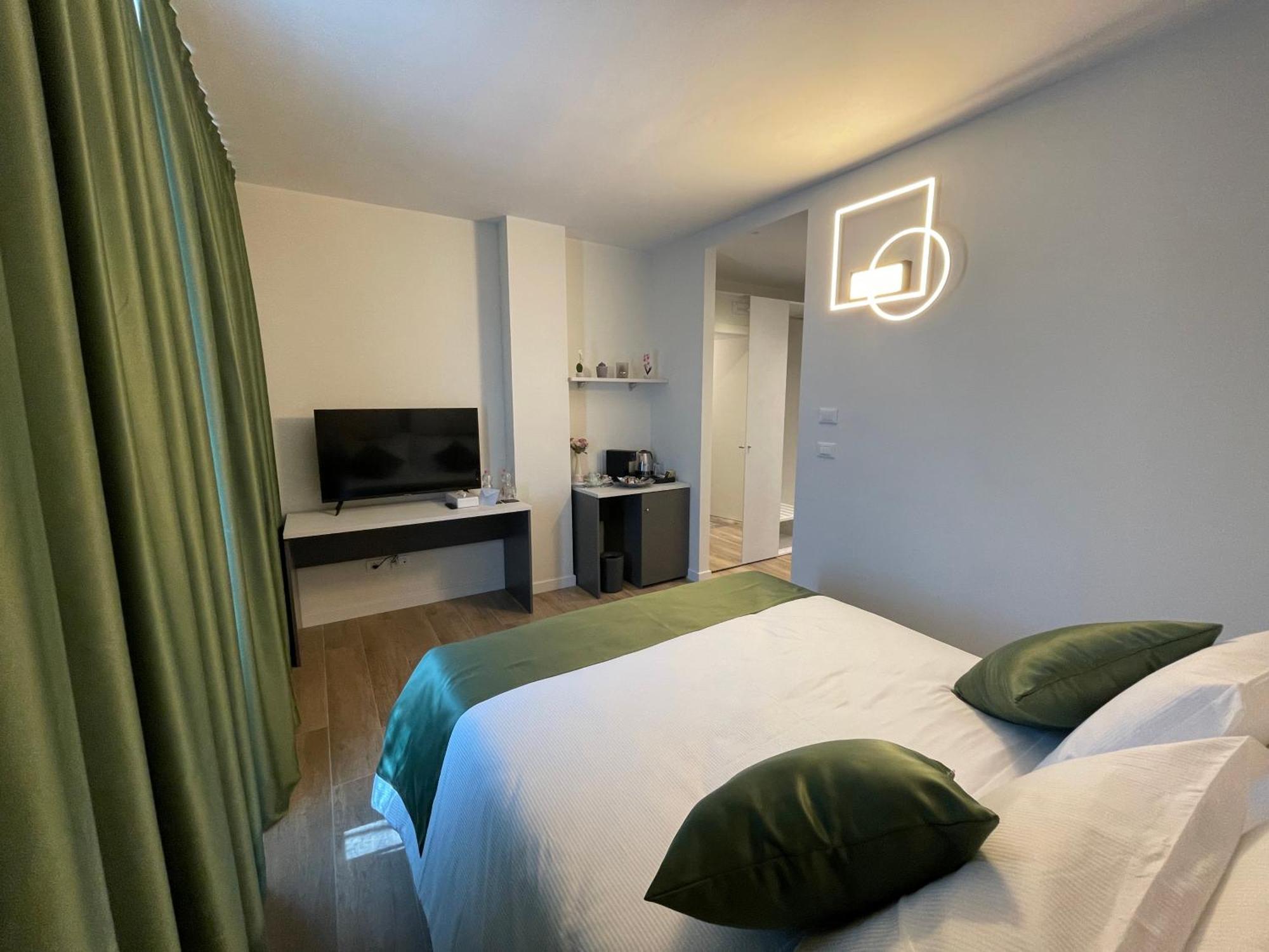 Saint Michel Hotel Gorizia Bagian luar foto